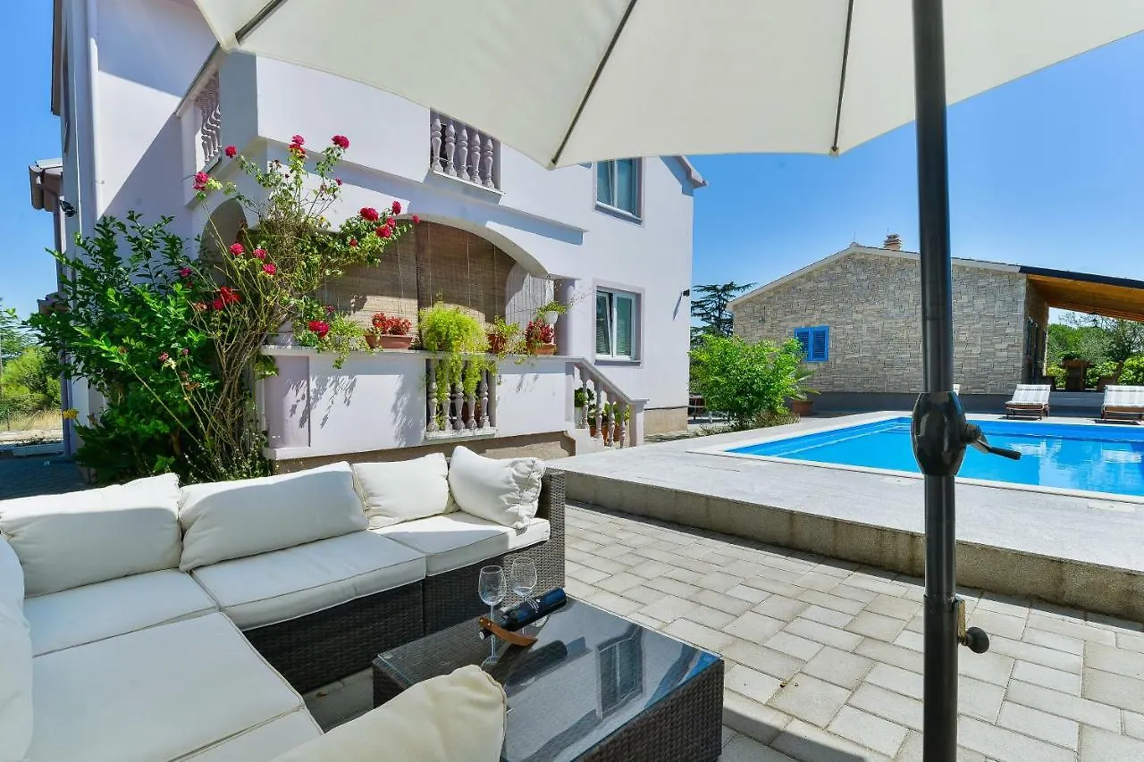 Apartments Crno Zadar